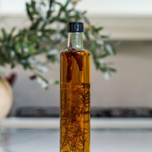 زيت زيتون بالاعشاب